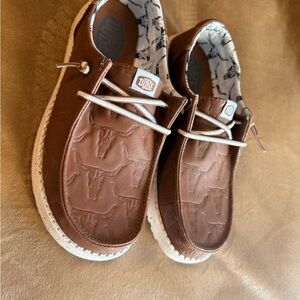 Hey Dude Women's Embossed Brown Loafers